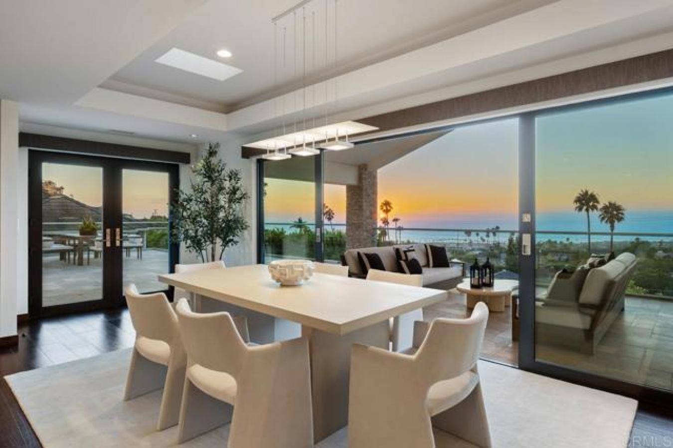 La Jolla, San Diego, 92037, United States, 6 Bedrooms Bedrooms, ,5 BathroomsBathrooms,Residential,For Sale,1969718