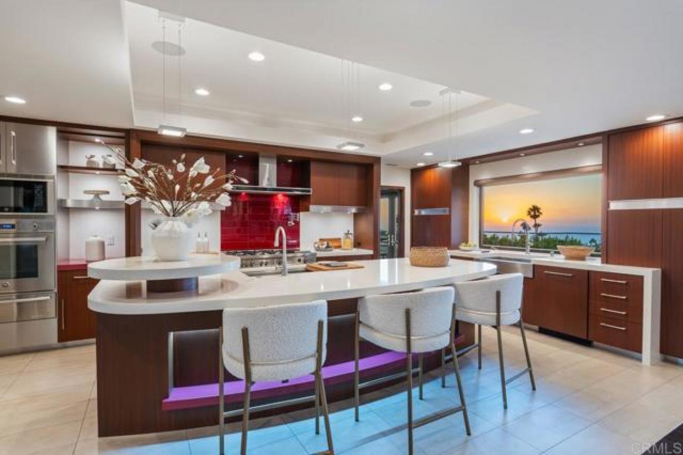 La Jolla, San Diego, 92037, United States, 6 Bedrooms Bedrooms, ,5 BathroomsBathrooms,Residential,For Sale,1969718