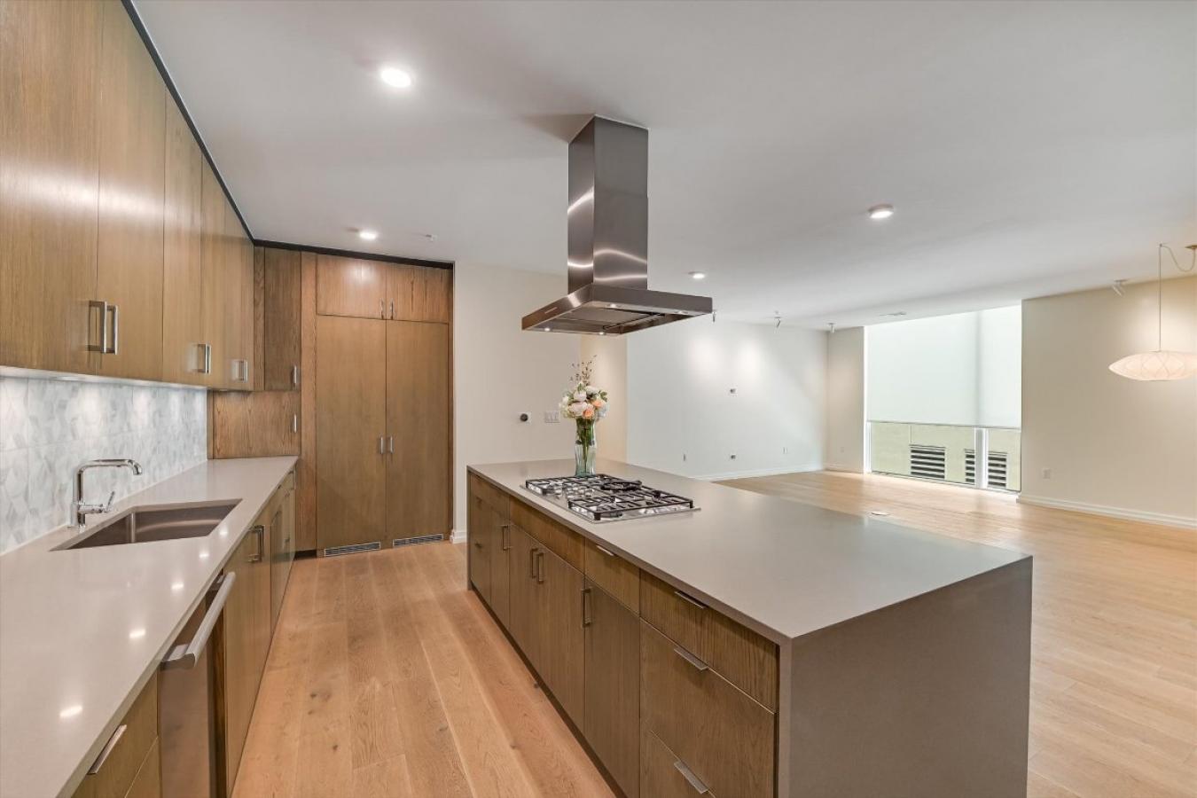 Austin, Travis, 78703, United States, 3 Bedrooms Bedrooms, ,2 BathroomsBathrooms,Residential,For Sale,1969980