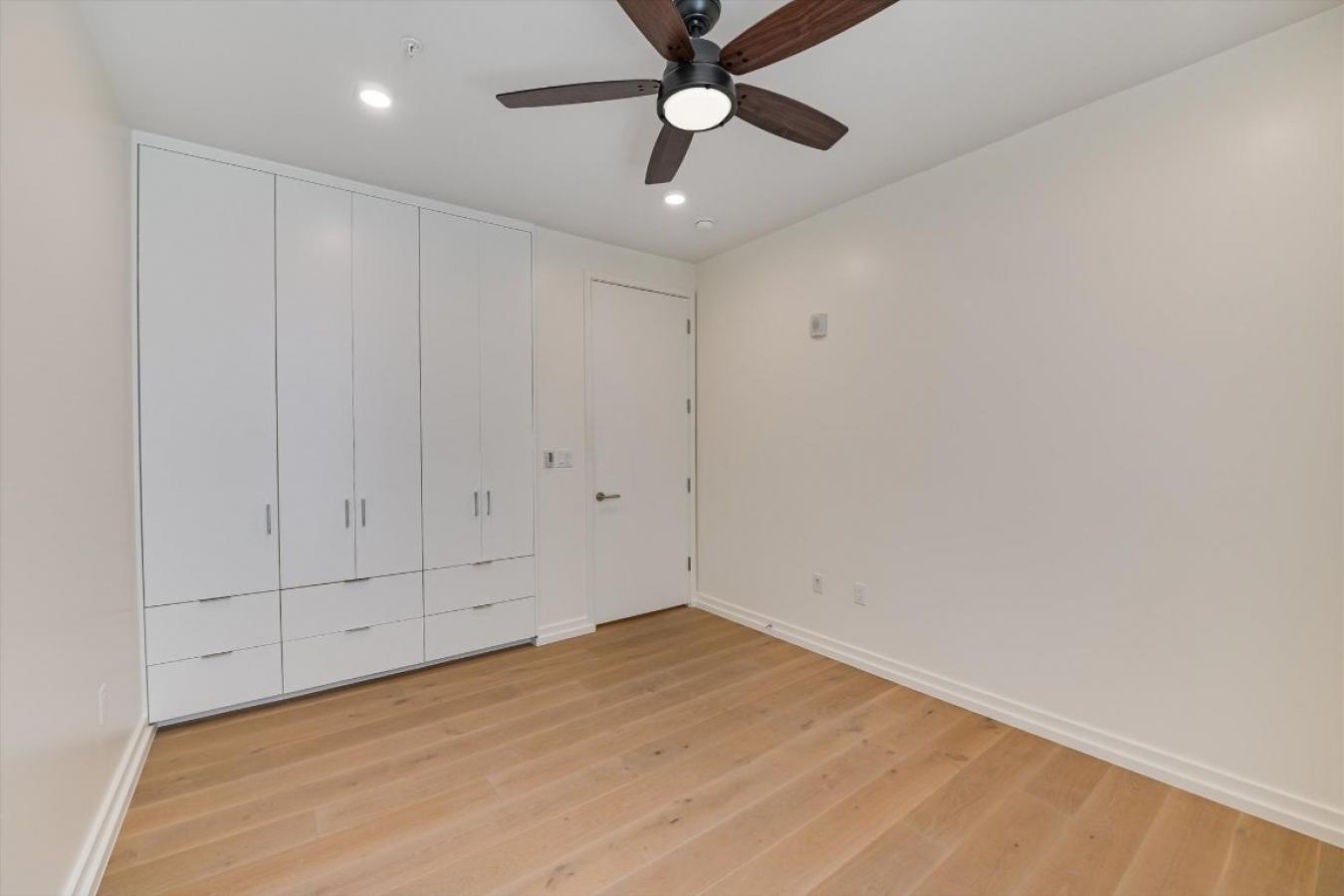 Austin, Travis, 78703, United States, 3 Bedrooms Bedrooms, ,2 BathroomsBathrooms,Residential,For Sale,1969980