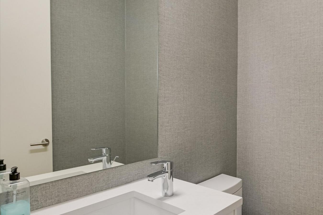 Austin, Travis, 78703, United States, 3 Bedrooms Bedrooms, ,2 BathroomsBathrooms,Residential,For Sale,1969980