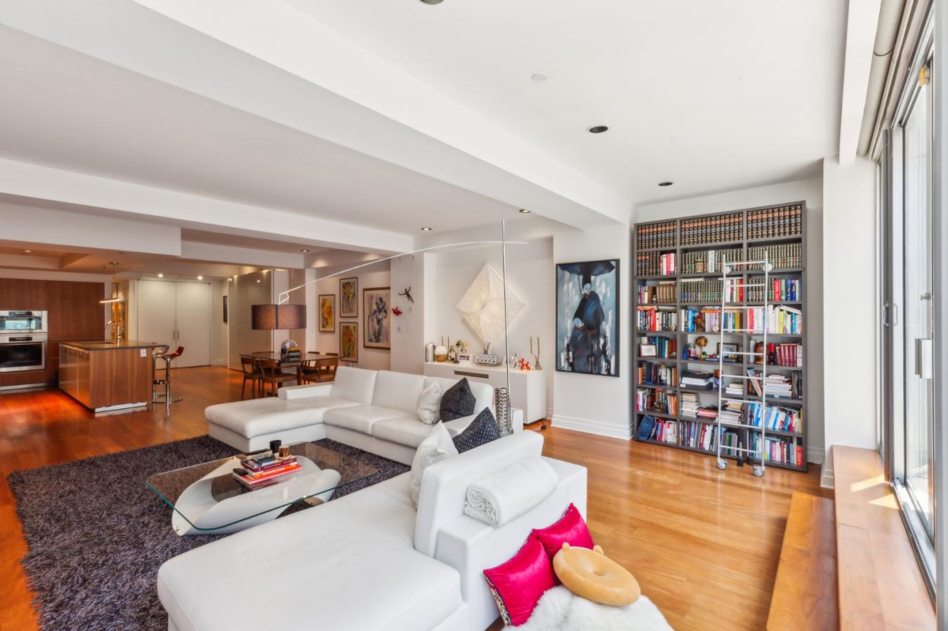 New York, New York, 10011, United States, 2 Bedrooms Bedrooms, ,2 BathroomsBathrooms,Residential,For Sale,1969975