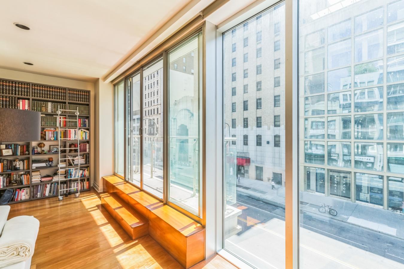 New York, New York, 10011, United States, 2 Bedrooms Bedrooms, ,2 BathroomsBathrooms,Residential,For Sale,1969975