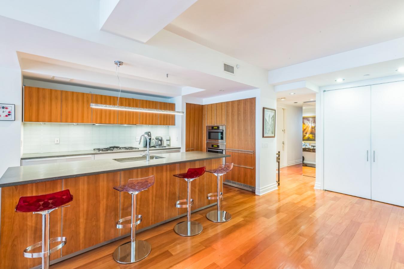 New York, New York, 10011, United States, 2 Bedrooms Bedrooms, ,2 BathroomsBathrooms,Residential,For Sale,1969975