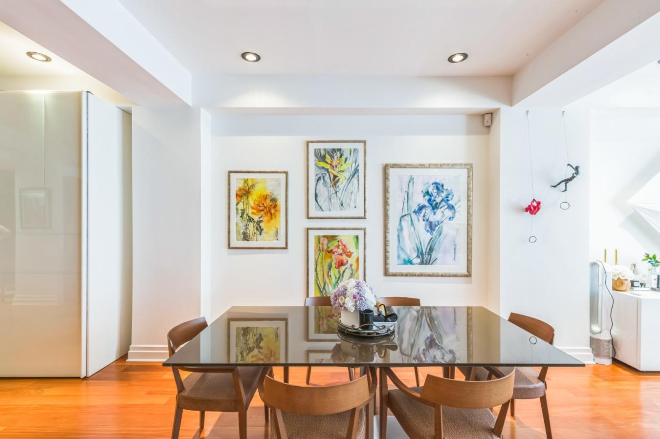 New York, New York, 10011, United States, 2 Bedrooms Bedrooms, ,2 BathroomsBathrooms,Residential,For Sale,1969975