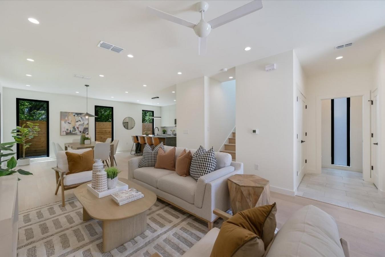 Austin, Travis, 78702, United States, 3 Bedrooms Bedrooms, ,2 BathroomsBathrooms,Residential,For Sale,1969977