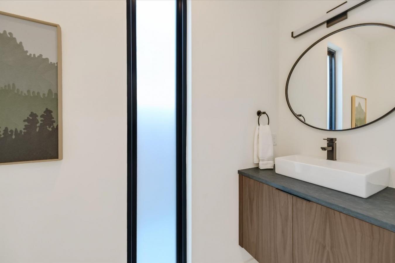 Austin, Travis, 78702, United States, 3 Bedrooms Bedrooms, ,2 BathroomsBathrooms,Residential,For Sale,1969977