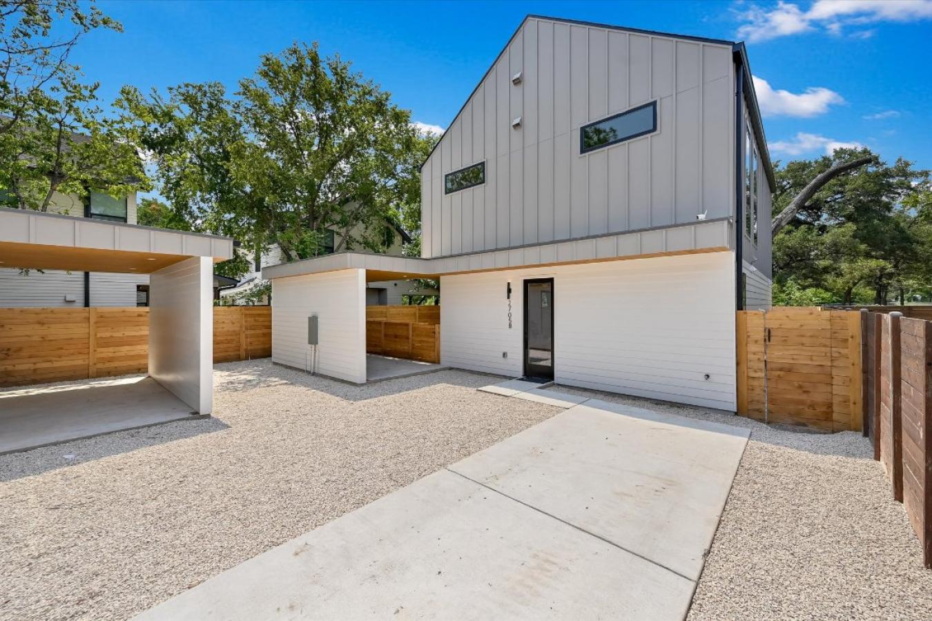 Austin, Travis, 78702, United States, 3 Bedrooms Bedrooms, ,2 BathroomsBathrooms,Residential,For Sale,1969977