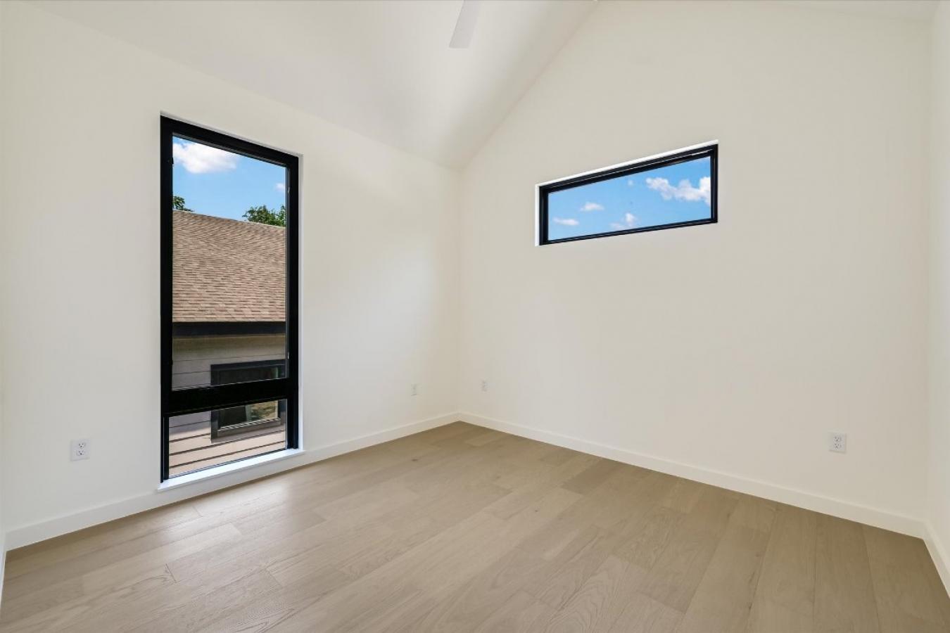 Austin, Travis, 78702, United States, 3 Bedrooms Bedrooms, ,2 BathroomsBathrooms,Residential,For Sale,1969977