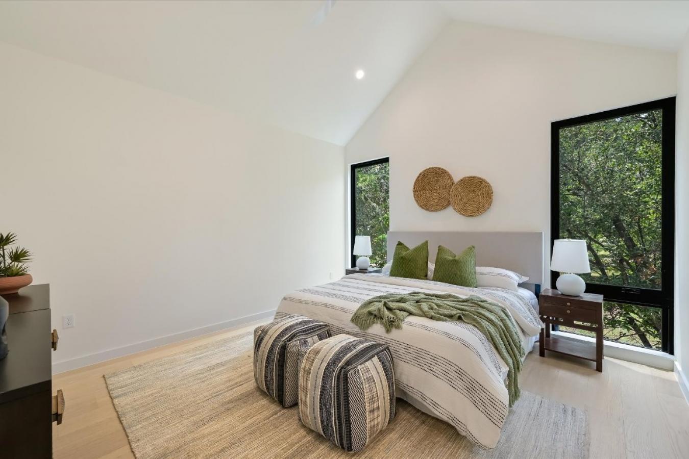 Austin, Travis, 78702, United States, 3 Bedrooms Bedrooms, ,2 BathroomsBathrooms,Residential,For Sale,1969977