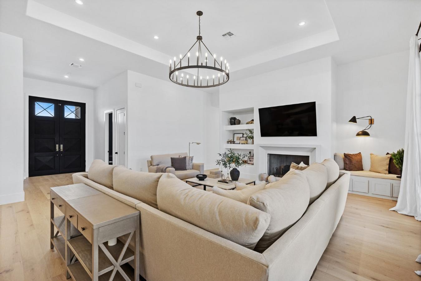 Liberty Hill, Williamson, 78642, United States, 5 Bedrooms Bedrooms, ,5 BathroomsBathrooms,Residential,For Sale,1969972