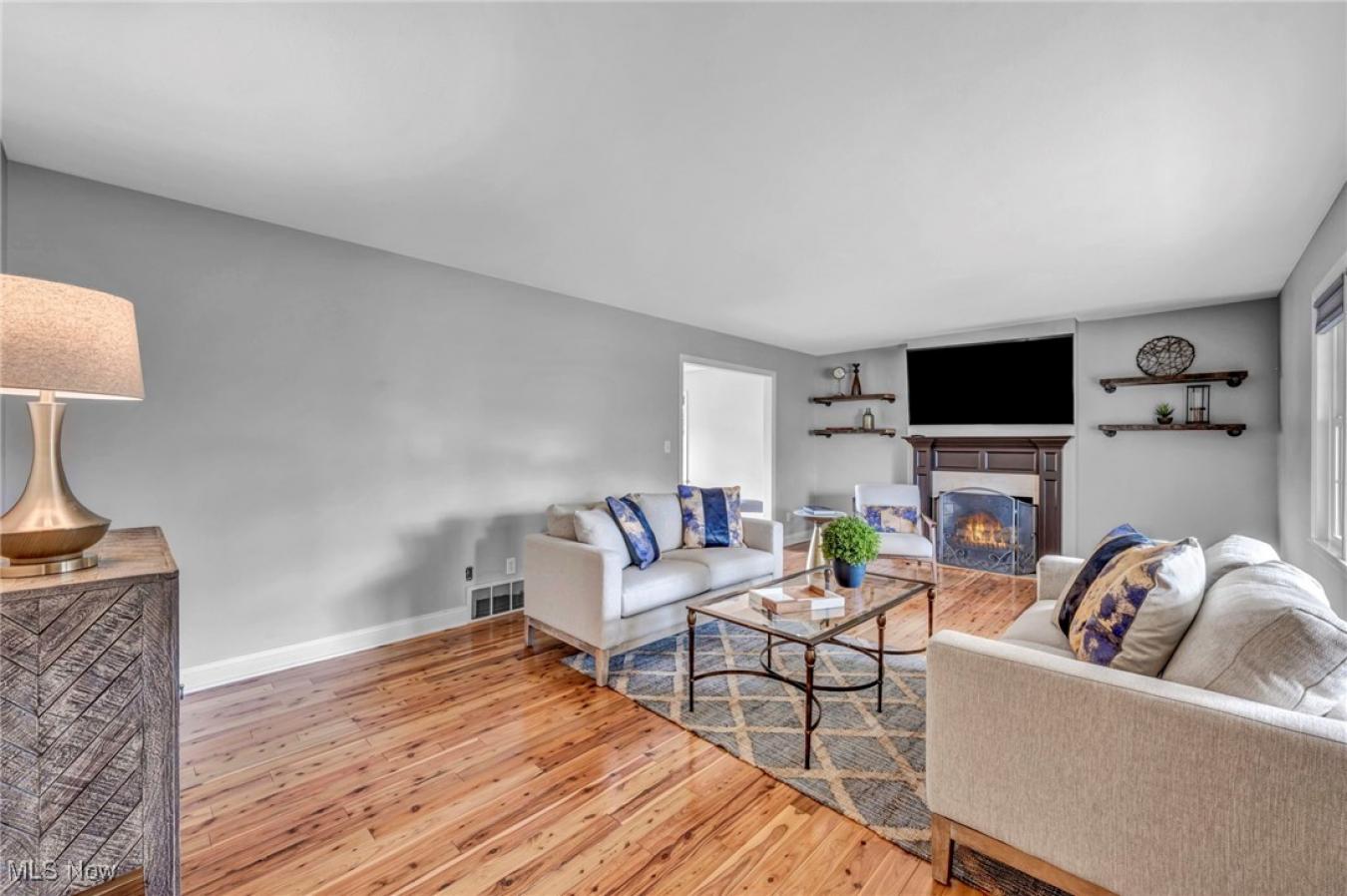 Huron, Erie, 44839, United States, 5 Bedrooms Bedrooms, ,5 BathroomsBathrooms,Residential,For Sale,1969969