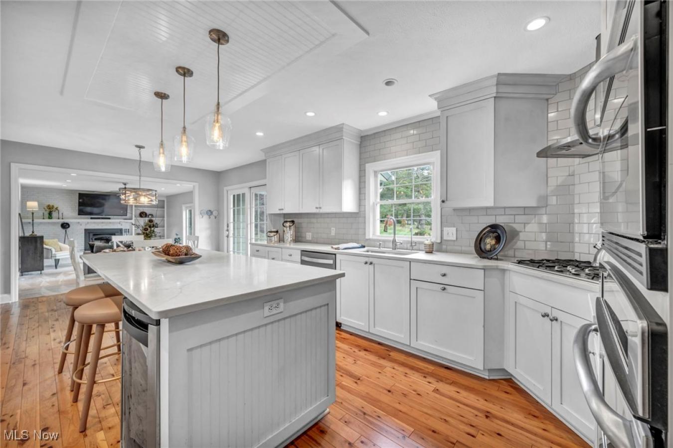 Huron, Erie, 44839, United States, 5 Bedrooms Bedrooms, ,5 BathroomsBathrooms,Residential,For Sale,1969969