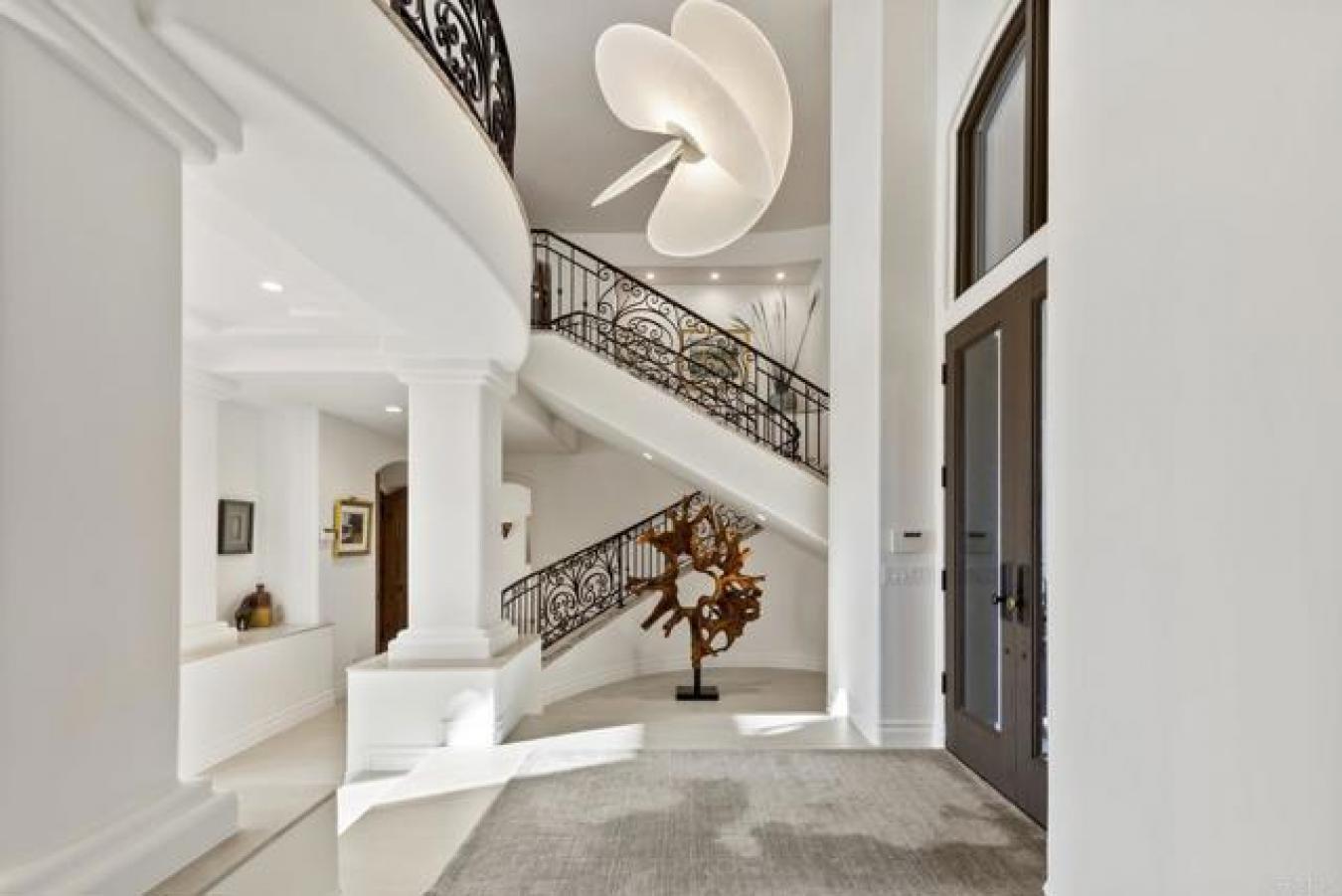 Encinitas, San Diego, 92024, United States, 5 Bedrooms Bedrooms, ,6 BathroomsBathrooms,Residential,For Sale,1969968