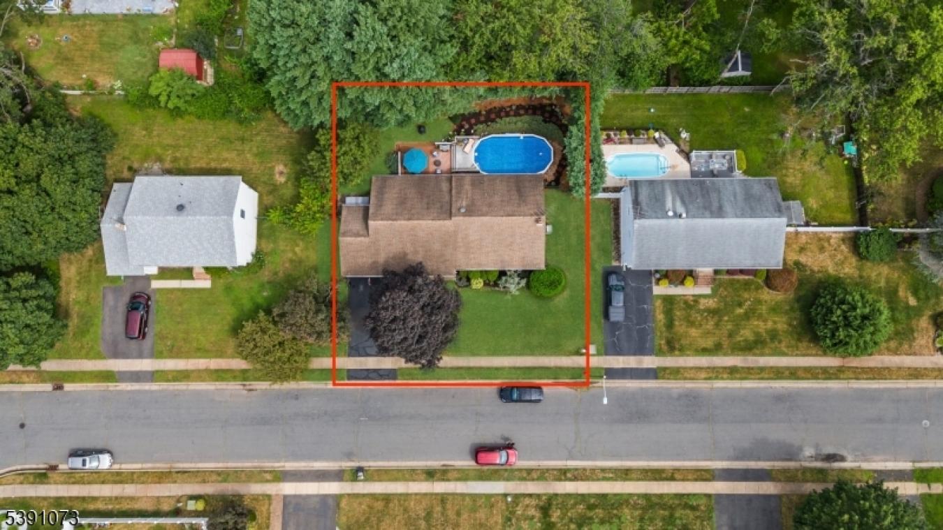 South Plainfield Boro, Middlesex, 07080, United States, 3 Bedrooms Bedrooms, ,2 BathroomsBathrooms,Residential,For Sale,1969966