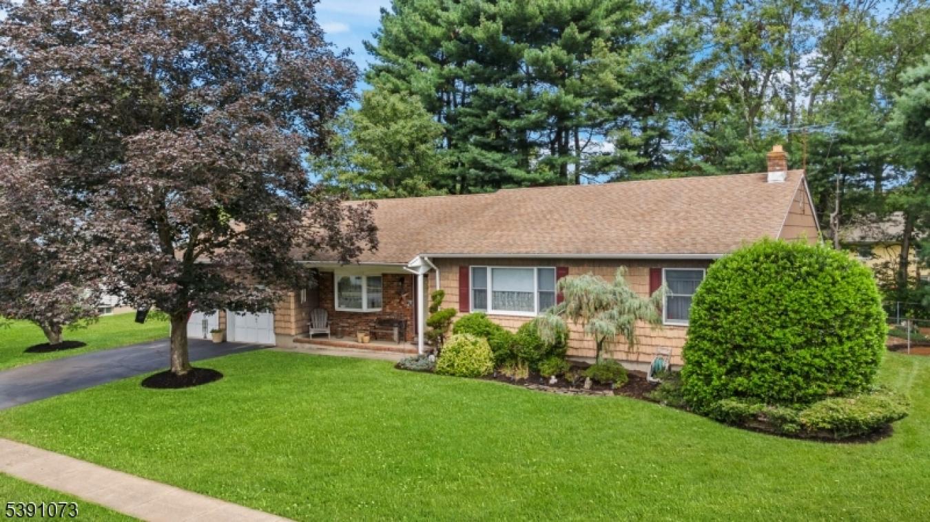 South Plainfield Boro, Middlesex, 07080, United States, 3 Bedrooms Bedrooms, ,2 BathroomsBathrooms,Residential,For Sale,1969966