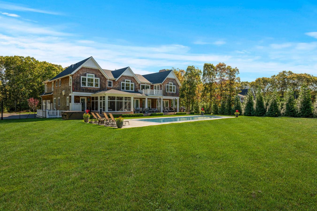 Village of Quogue, New York, 11968, United States, 6 Bedrooms Bedrooms, ,8 BathroomsBathrooms,Residential,For Sale,1969820