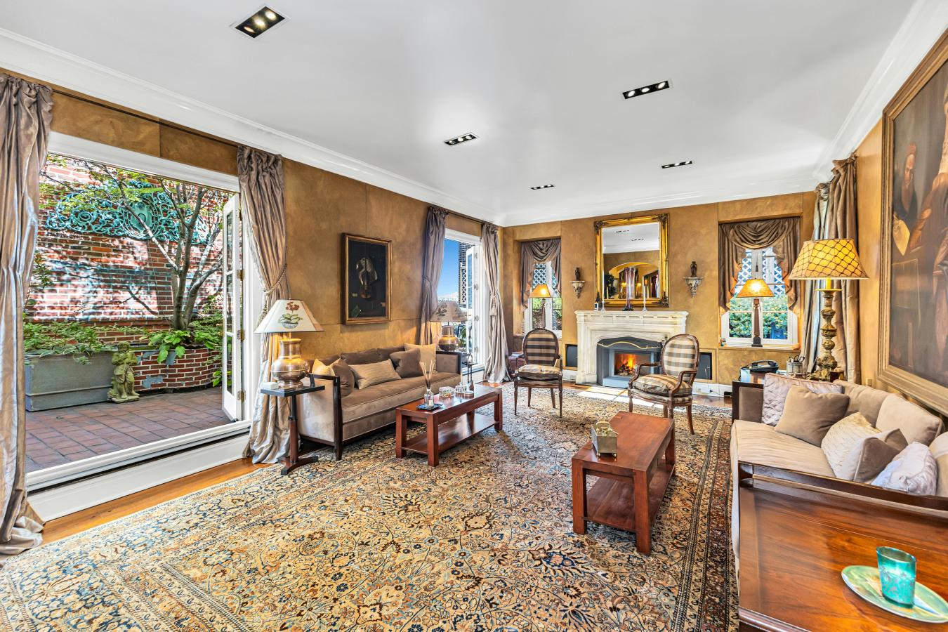 New York, New York, 10022, United States, 3 Bedrooms Bedrooms, ,5 BathroomsBathrooms,Residential,For Sale,1969821