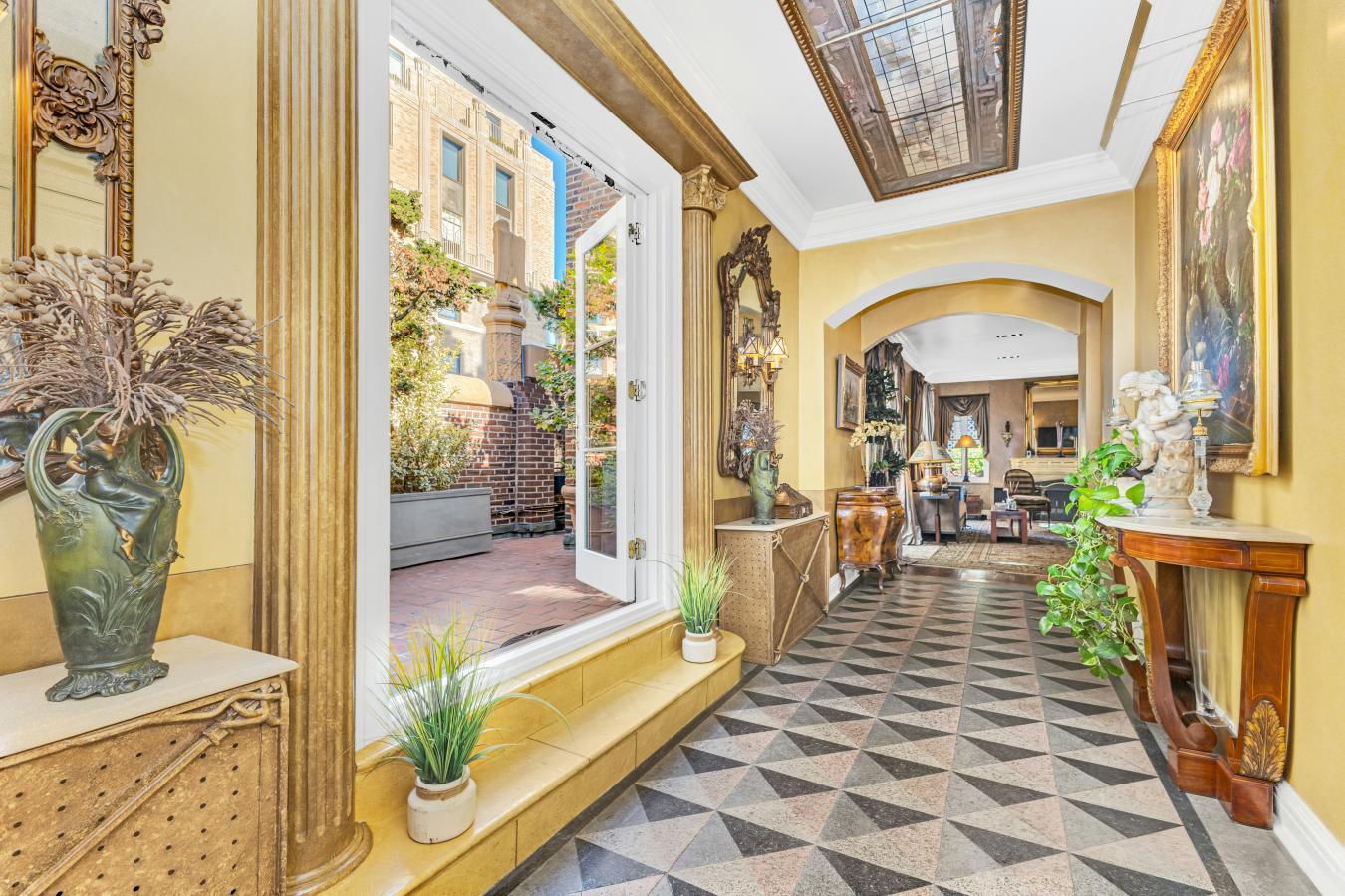 New York, New York, 10022, United States, 3 Bedrooms Bedrooms, ,5 BathroomsBathrooms,Residential,For Sale,1969821