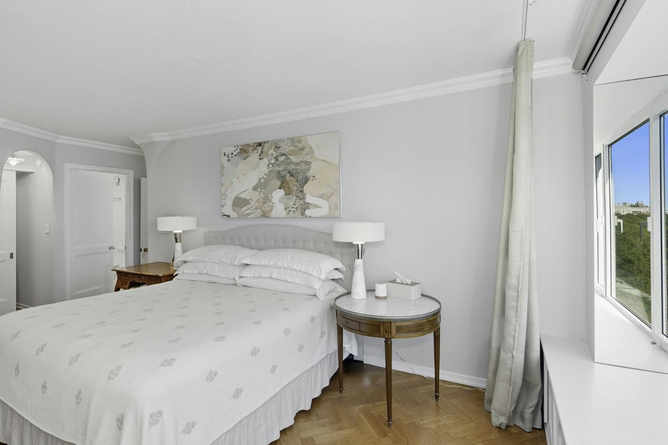 New York, New York, 10028, United States, 2 Bedrooms Bedrooms, ,2 BathroomsBathrooms,Residential,For Sale,1969815