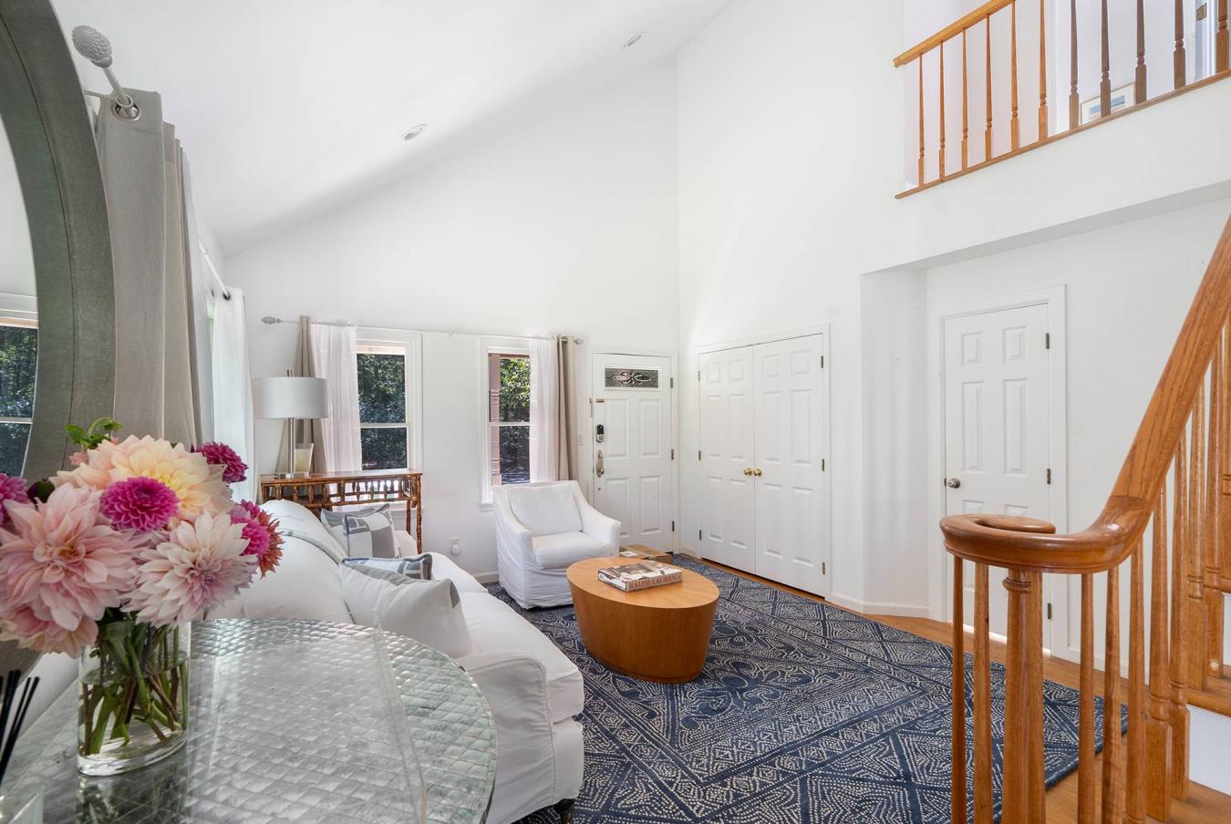 East Hampton, New York, 11937, United States, 3 Bedrooms Bedrooms, ,2 BathroomsBathrooms,Residential,For Sale,1969814