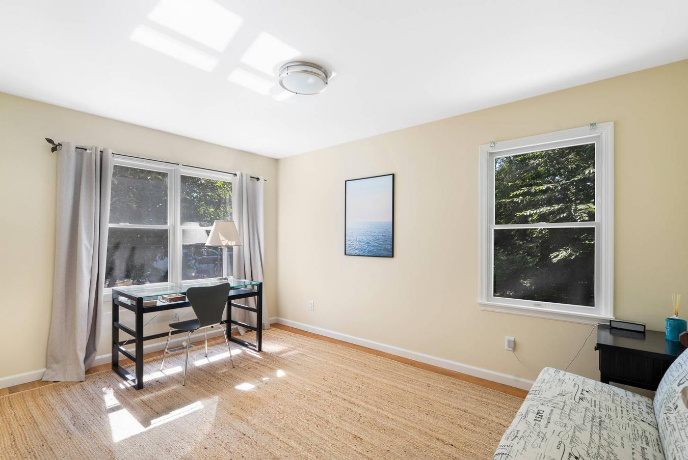 East Hampton, New York, 11937, United States, 3 Bedrooms Bedrooms, ,2 BathroomsBathrooms,Residential,For Sale,1969814