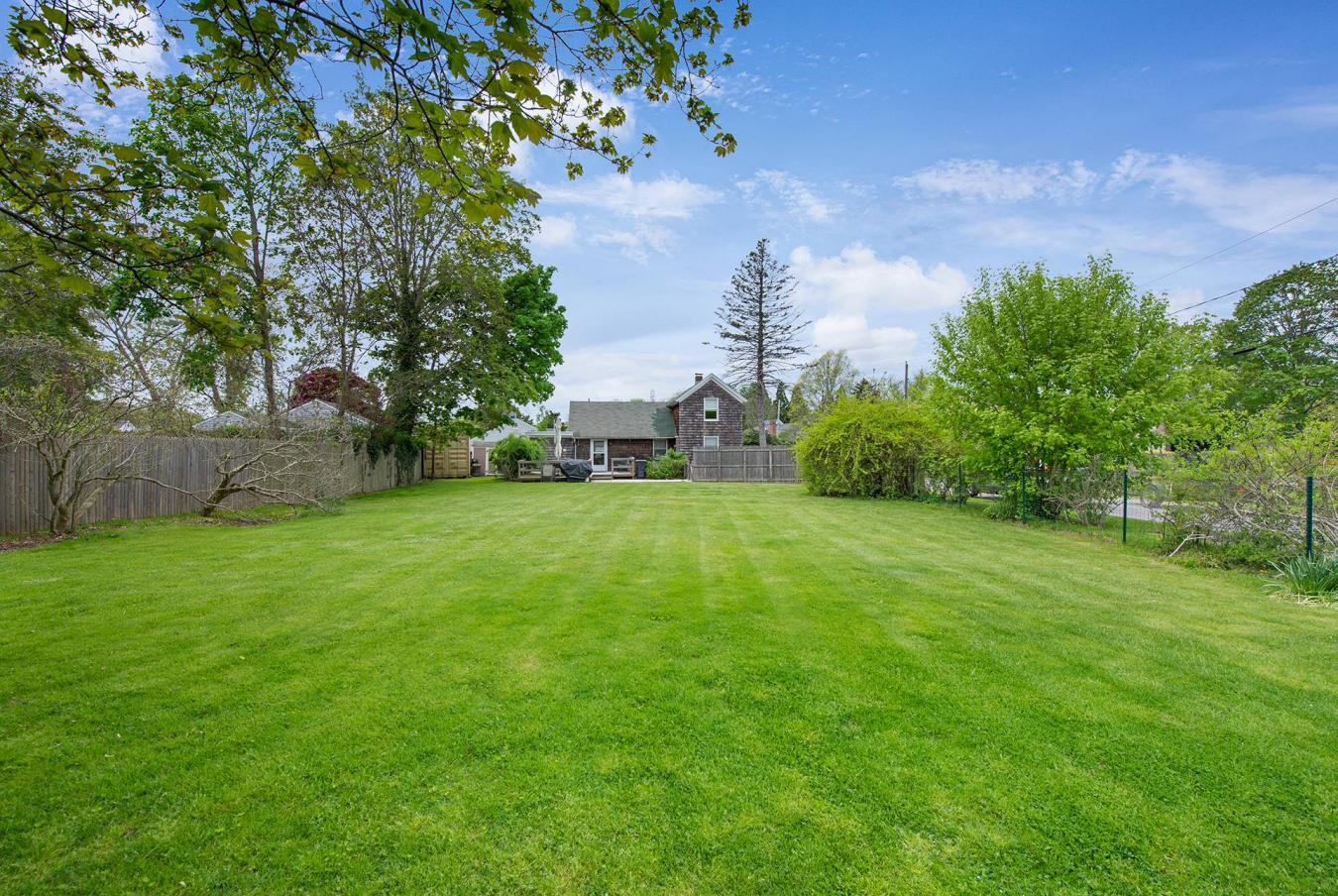 Village of Southampton, New York, 11968, United States, 3 Bedrooms Bedrooms, ,1 BathroomBathrooms,Residential,For Sale,1969812