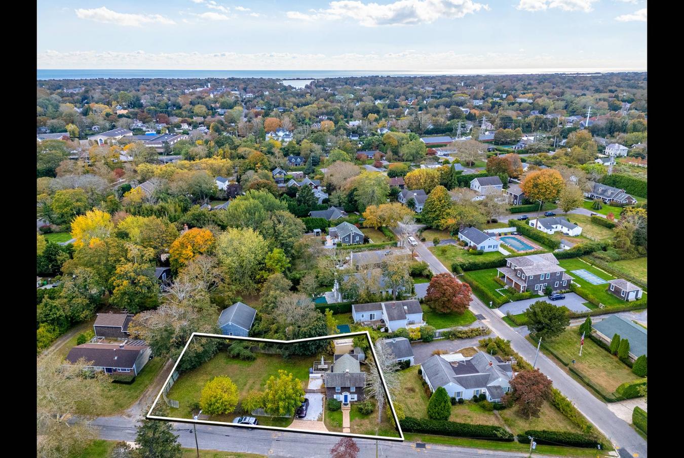 Village of Southampton, New York, 11968, United States, 3 Bedrooms Bedrooms, ,1 BathroomBathrooms,Residential,For Sale,1969812