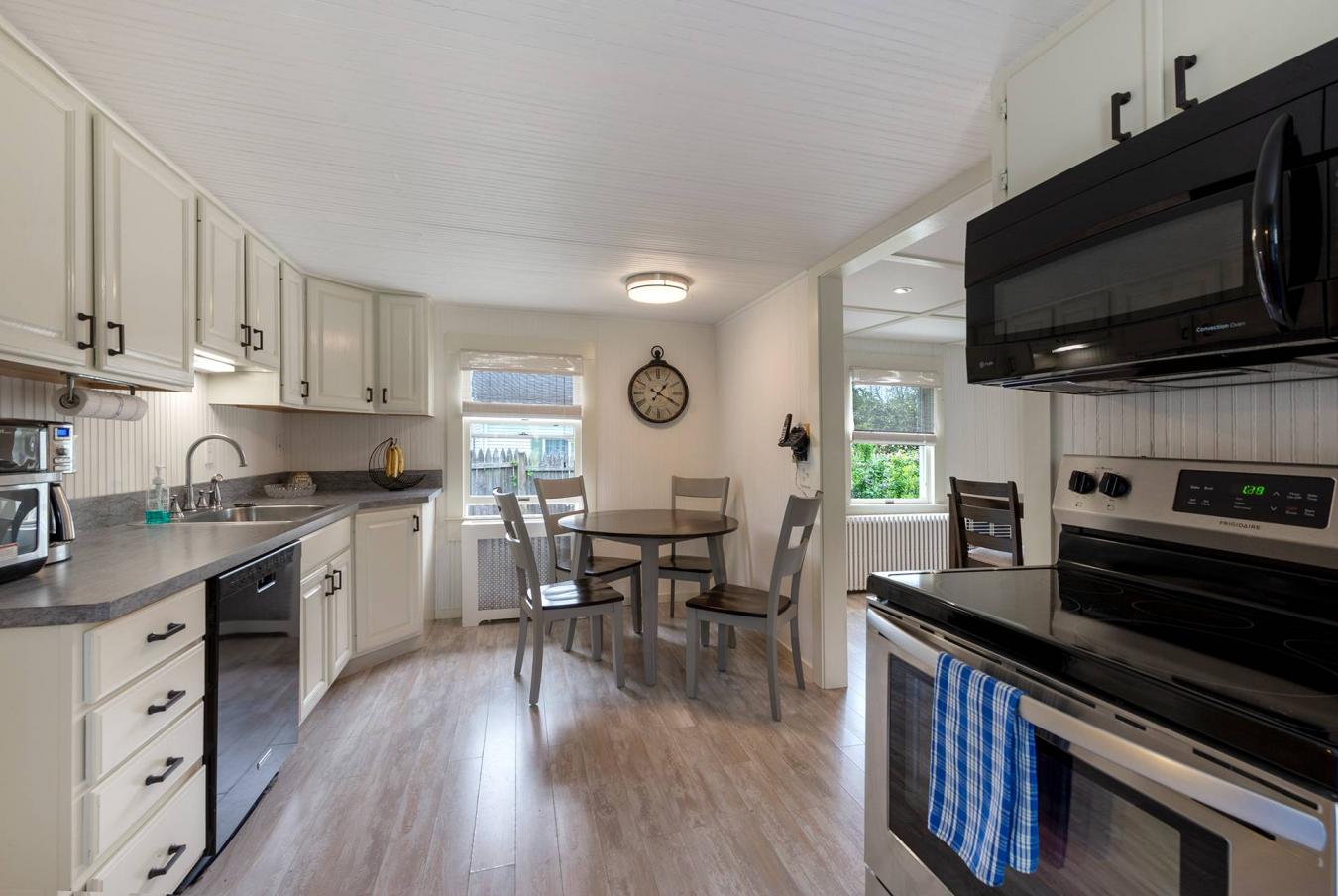 Village of Southampton, New York, 11968, United States, 3 Bedrooms Bedrooms, ,1 BathroomBathrooms,Residential,For Sale,1969812