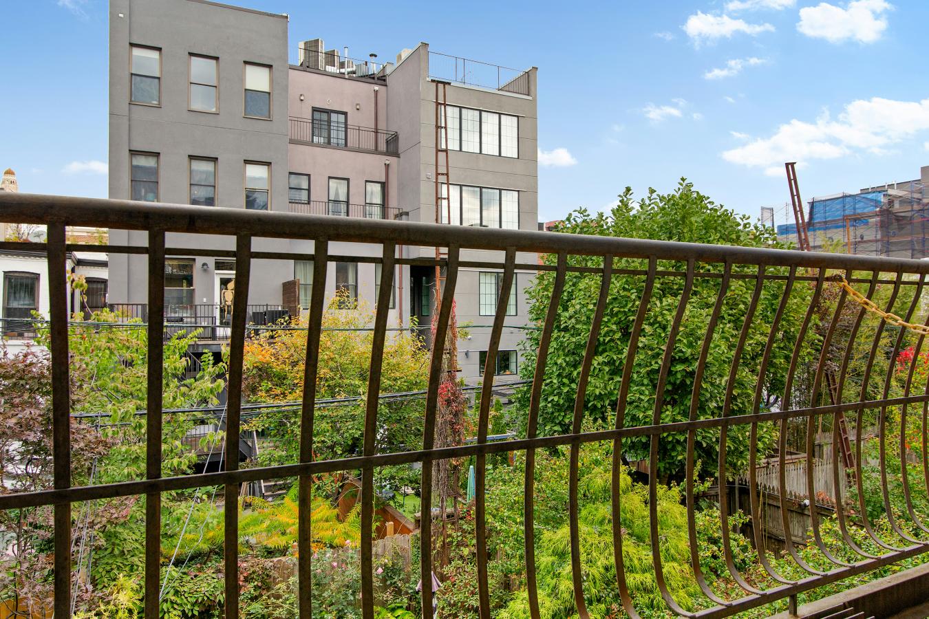 Park Slope, New York, 11217, United States, 2 Bedrooms Bedrooms, ,2 BathroomsBathrooms,Residential,For Sale,1969810