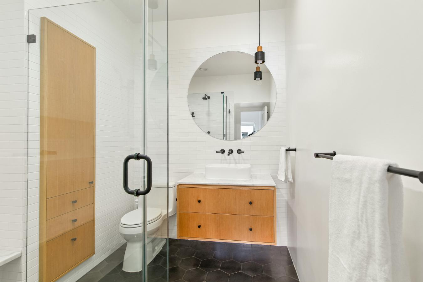 Park Slope, New York, 11217, United States, 2 Bedrooms Bedrooms, ,2 BathroomsBathrooms,Residential,For Sale,1969810