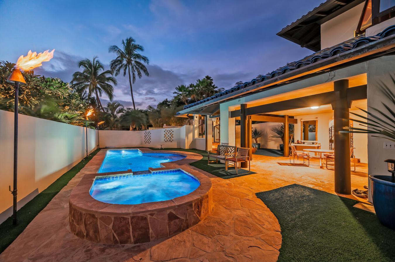 Honolulu, Hawaii, 96815, United States, 4 Bedrooms Bedrooms, ,4 BathroomsBathrooms,Residential,For Sale,1969808