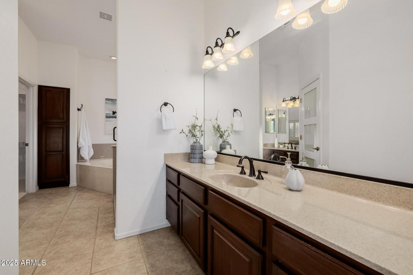 Fountain Hills, Maricopa, 85268, United States, 4 Bedrooms Bedrooms, ,2 BathroomsBathrooms,Residential,For Sale,1969964