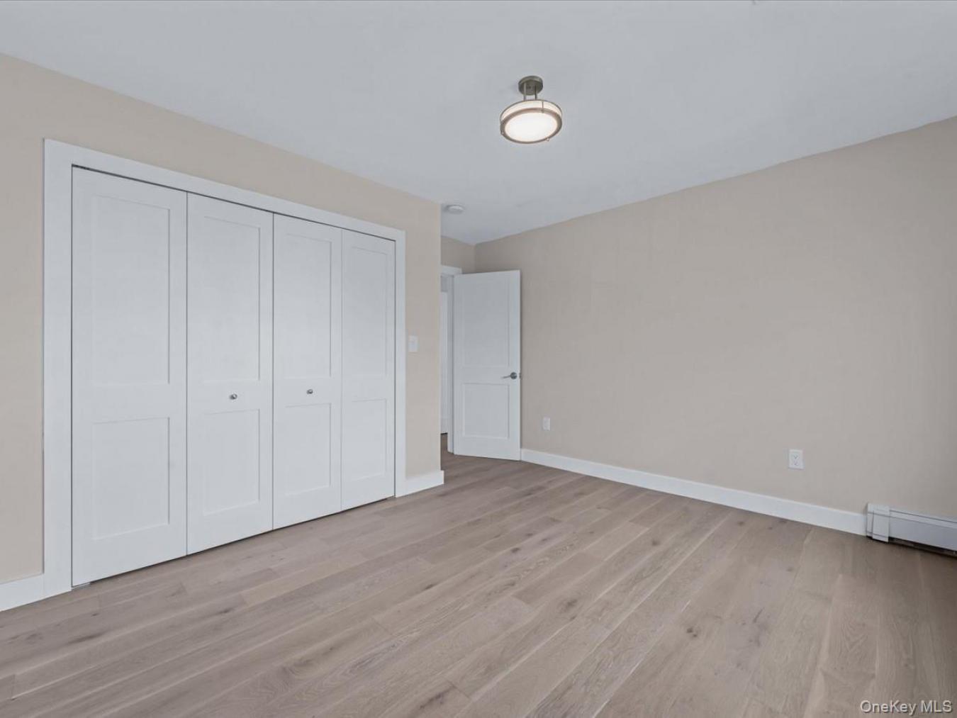 New Hyde Park, Nassau County, 11040, United States, 3 Bedrooms Bedrooms, ,3 BathroomsBathrooms,Residential,For Sale,1969963