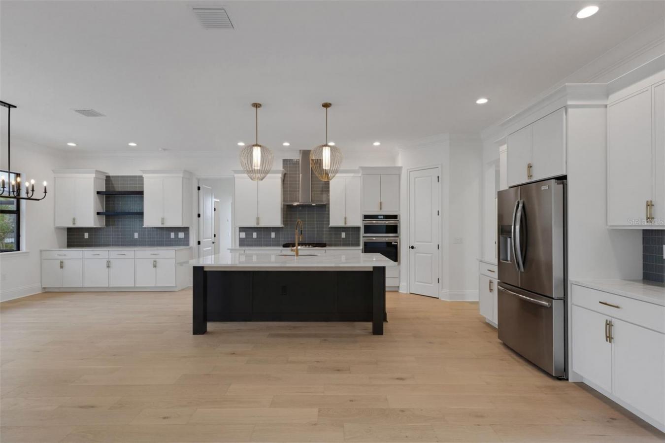 LAKELAND, Polk, 33812, United States, 4 Bedrooms Bedrooms, ,3 BathroomsBathrooms,Residential,For Sale,1969962