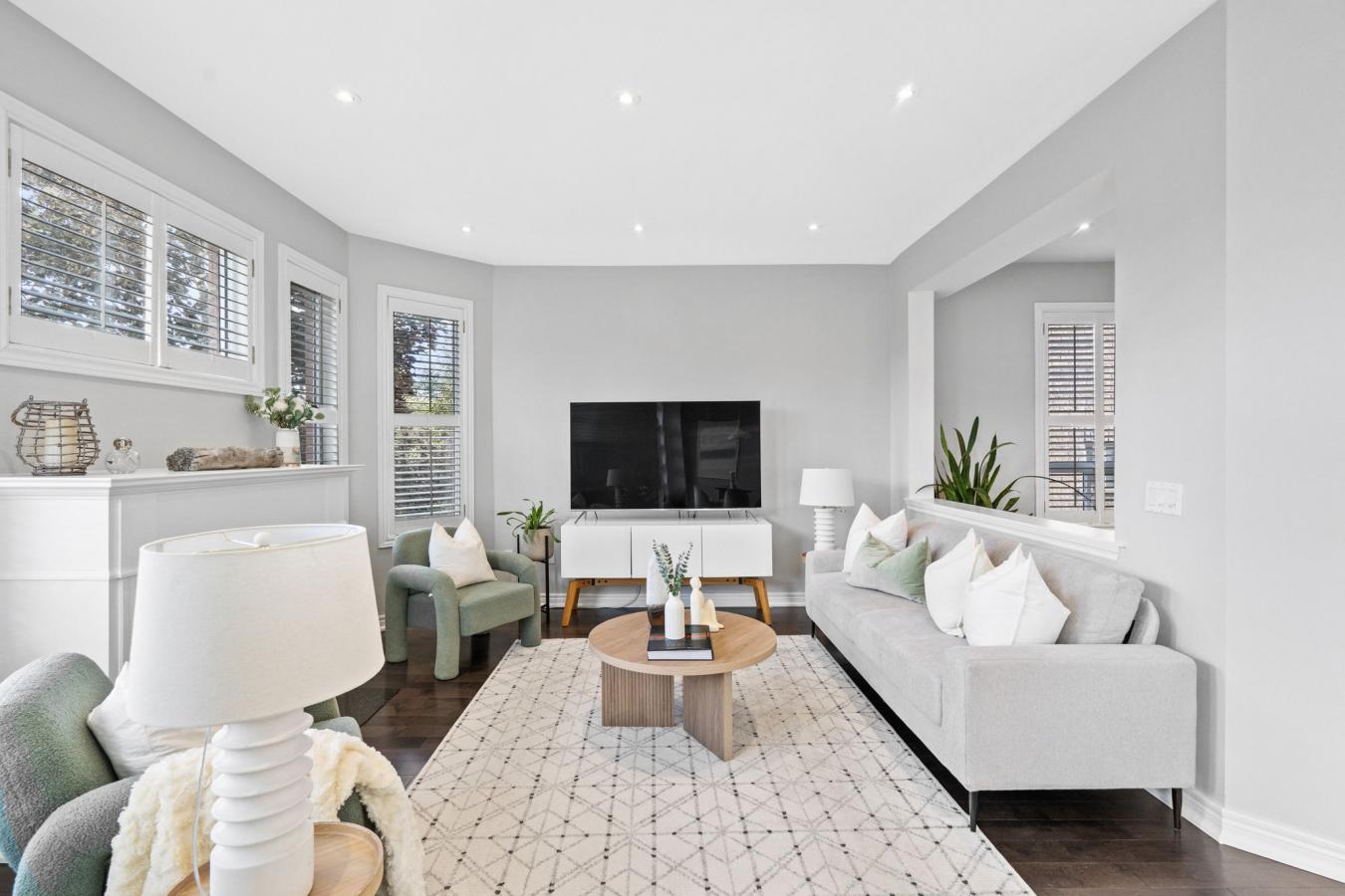 Toronto, ON, M1W4A1, Canada, 4 Bedrooms Bedrooms, ,4 BathroomsBathrooms,Residential,For Sale,1969960