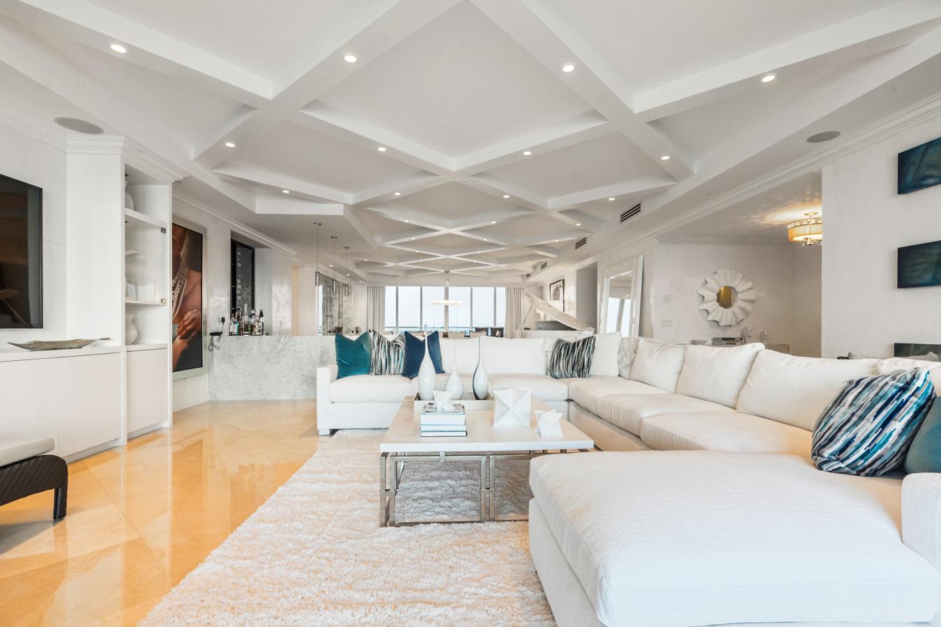 Fort Lauderdale, Florida, 33301, United States, 3 Bedrooms Bedrooms, ,3 BathroomsBathrooms,Residential,For Sale,1969959