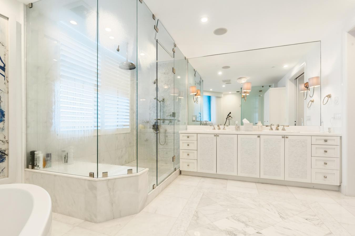 Fort Lauderdale, Florida, 33301, United States, 3 Bedrooms Bedrooms, ,3 BathroomsBathrooms,Residential,For Sale,1969959