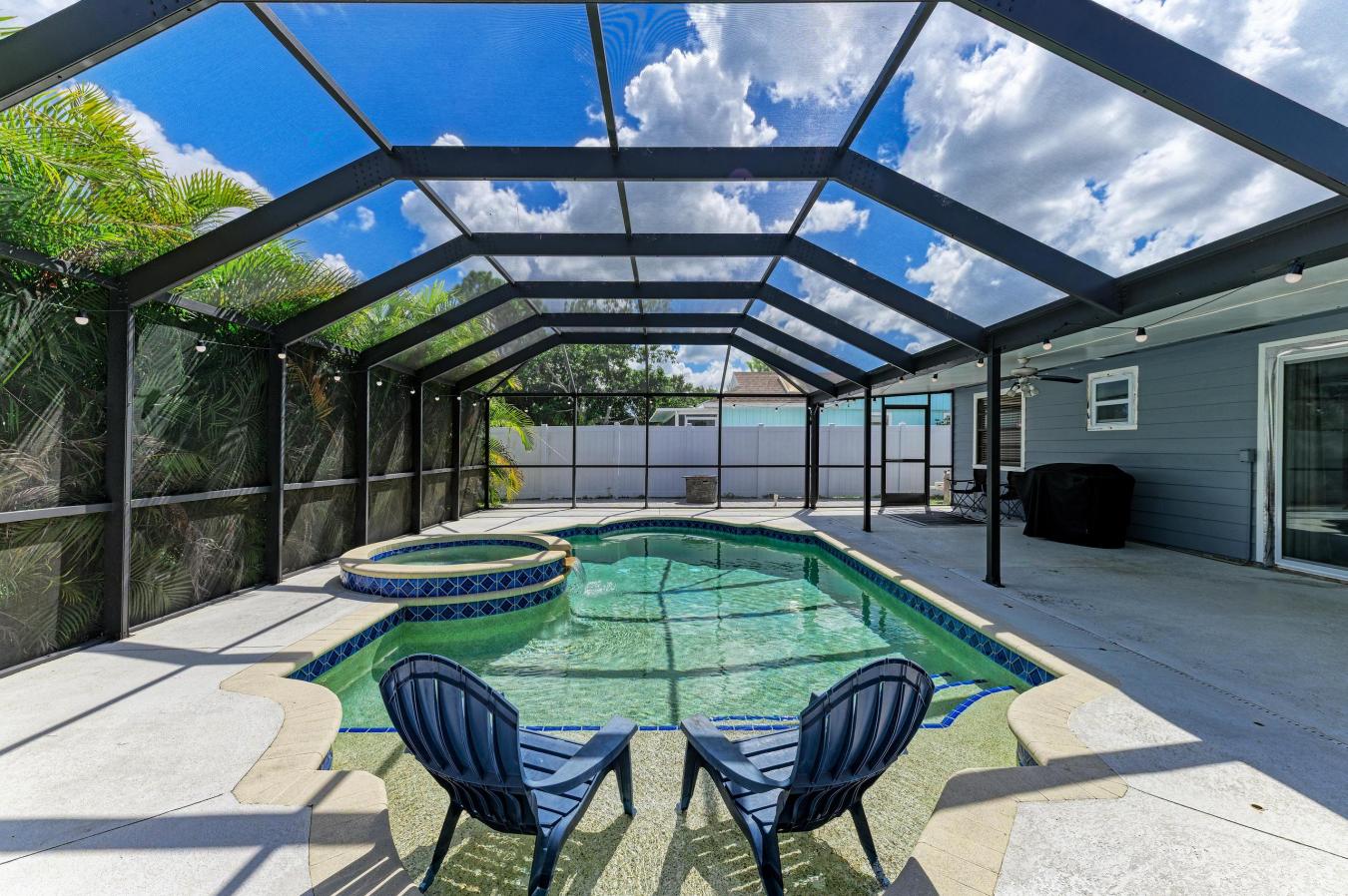 Sarasota, Sarasota, 34241, United States, 3 Bedrooms Bedrooms, ,2 BathroomsBathrooms,Residential,For Sale,1971166