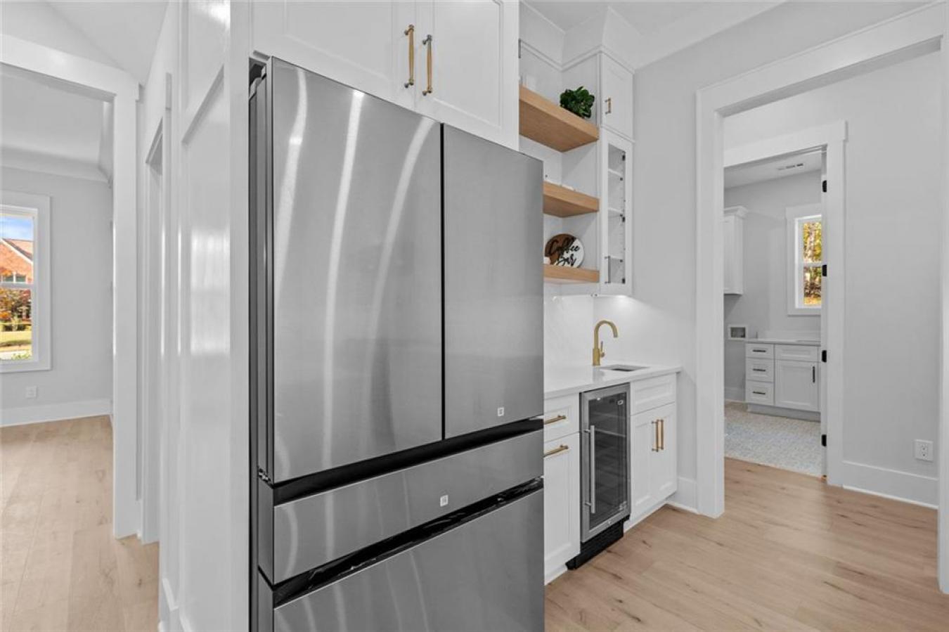 Winder, Barrow - GA, 30680, United States, 5 Bedrooms Bedrooms, ,4 BathroomsBathrooms,Residential,For Sale,1971165