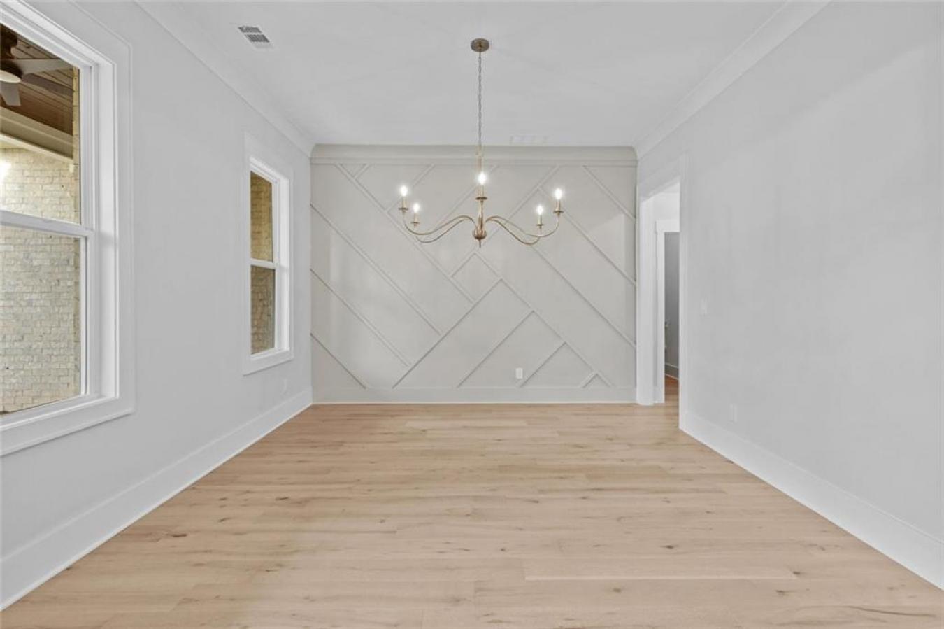 Winder, Barrow - GA, 30680, United States, 5 Bedrooms Bedrooms, ,4 BathroomsBathrooms,Residential,For Sale,1971165