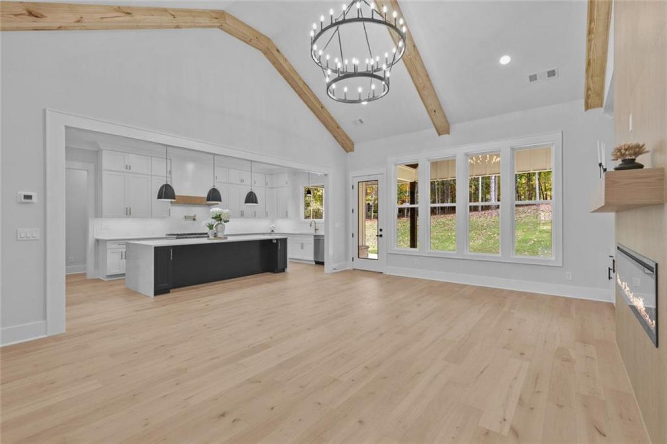 Winder, Barrow - GA, 30680, United States, 5 Bedrooms Bedrooms, ,4 BathroomsBathrooms,Residential,For Sale,1971165