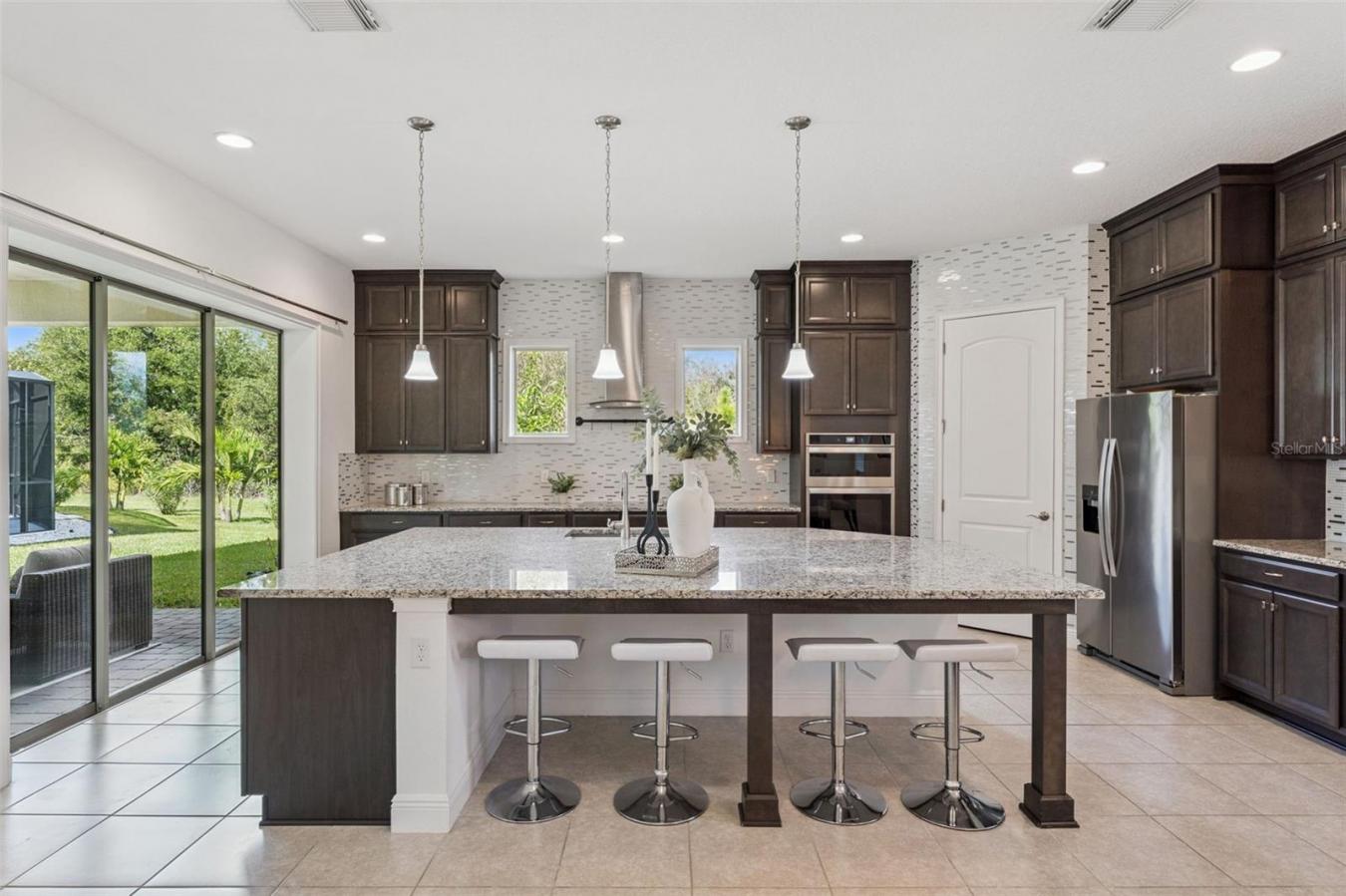 ORLANDO, Orange, 32832, United States, 5 Bedrooms Bedrooms, ,4 BathroomsBathrooms,Residential,For Sale,1971163