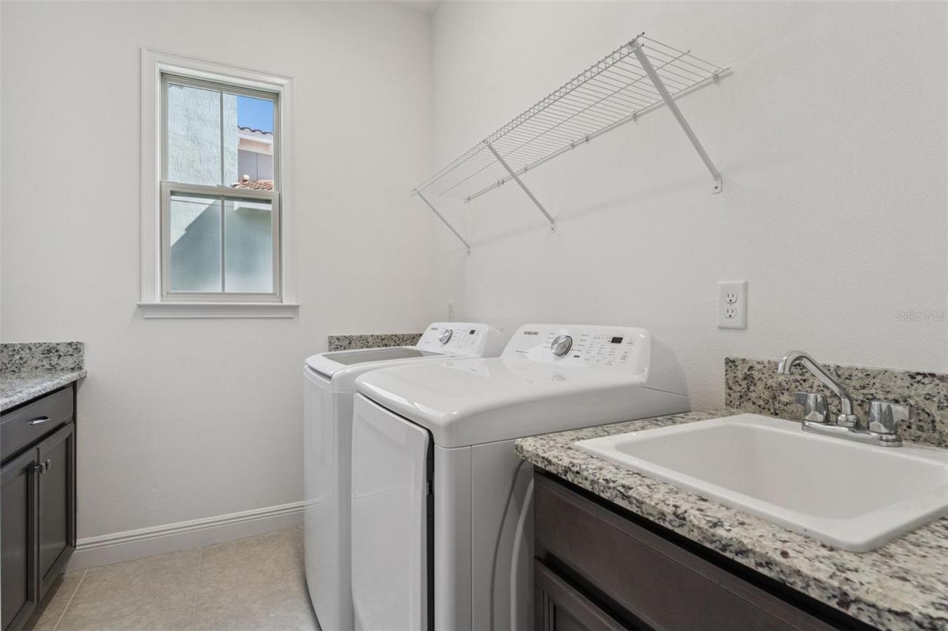 ORLANDO, Orange, 32832, United States, 5 Bedrooms Bedrooms, ,4 BathroomsBathrooms,Residential,For Sale,1971163