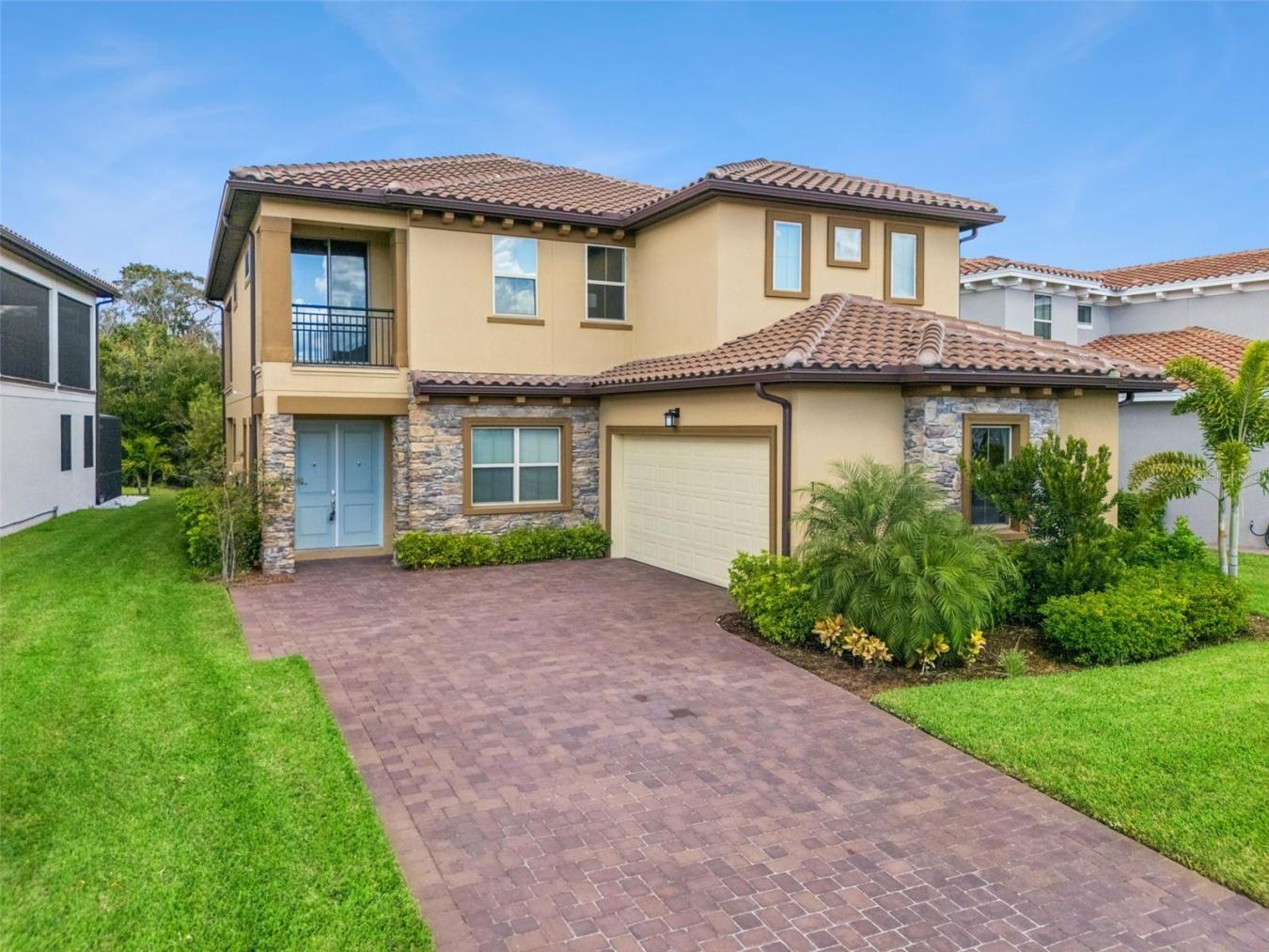 ORLANDO, Orange, 32832, United States, 5 Bedrooms Bedrooms, ,4 BathroomsBathrooms,Residential,For Sale,1971163