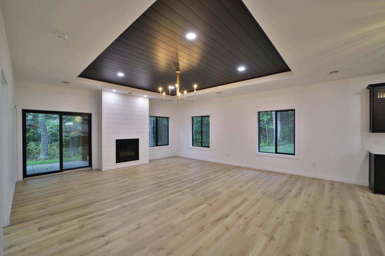 Brainerd, Crow Wing, 56401, United States, 3 Bedrooms Bedrooms, ,2 BathroomsBathrooms,Residential,For Sale,1971161