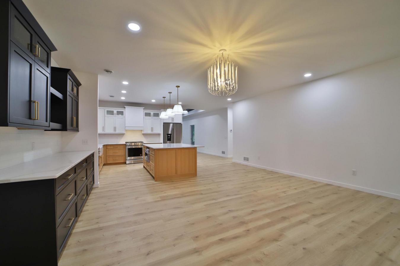 Brainerd, Crow Wing, 56401, United States, 3 Bedrooms Bedrooms, ,2 BathroomsBathrooms,Residential,For Sale,1971161