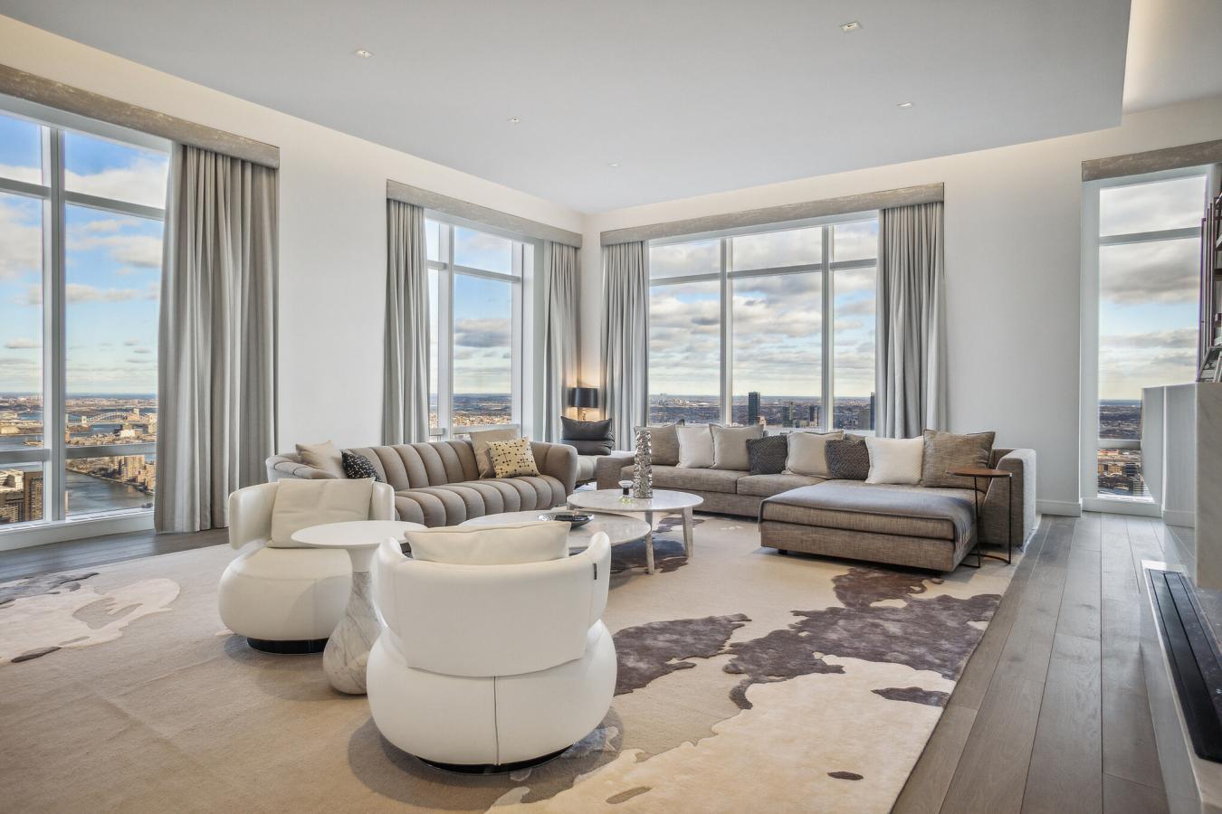 New York, New York, 10017, United States, 4 Bedrooms Bedrooms, ,5 BathroomsBathrooms,Residential,For Sale,1969957