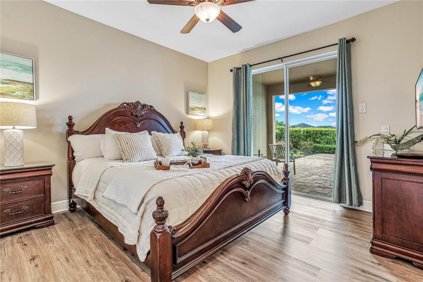 KISSIMMEE, Osceola, 34747, United States, 10 Bedrooms Bedrooms, ,6 BathroomsBathrooms,Residential,For Sale,1971159