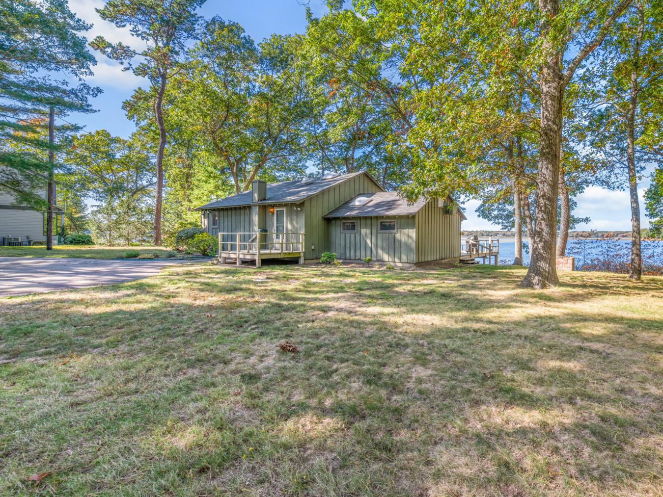 Barrington, Bristol, 02806, United States, 1 Bedroom Bedrooms, ,1 BathroomBathrooms,Residential,For Sale,1969955